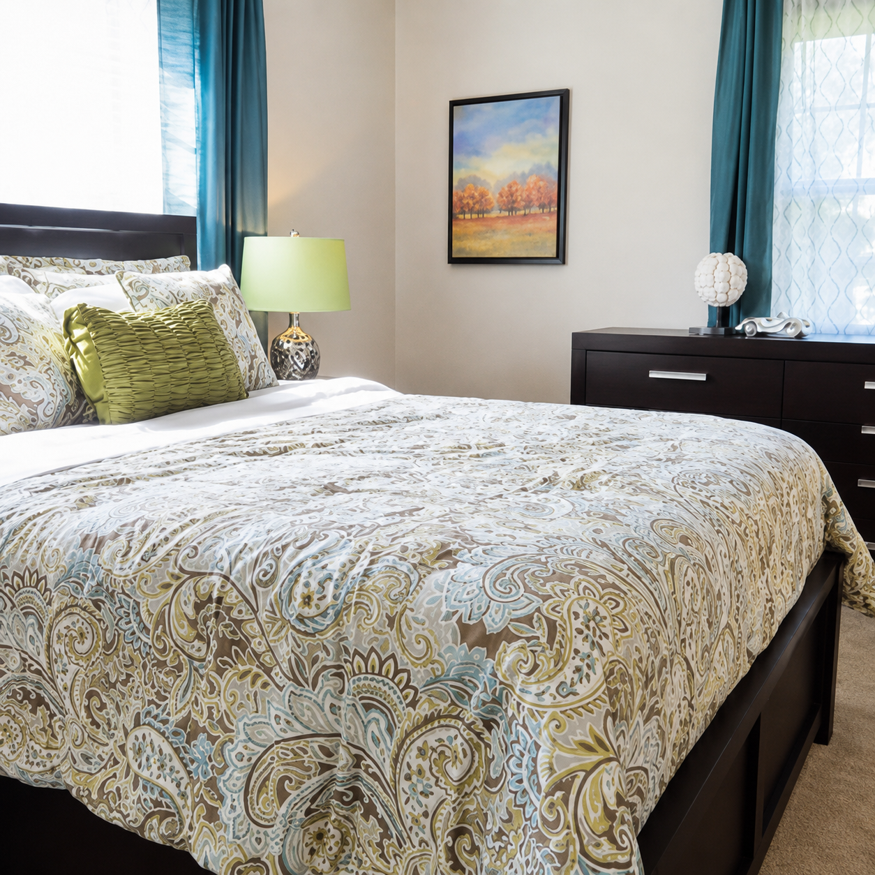 Model Apartment — One Bedroom — image 9